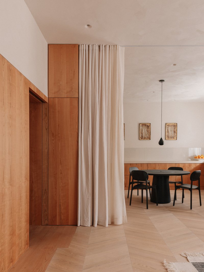 Apartamento da Casa na Árvore / Projekt V Arhitektura - Fotografia de Interiores, Sala de Jantar, Madeira