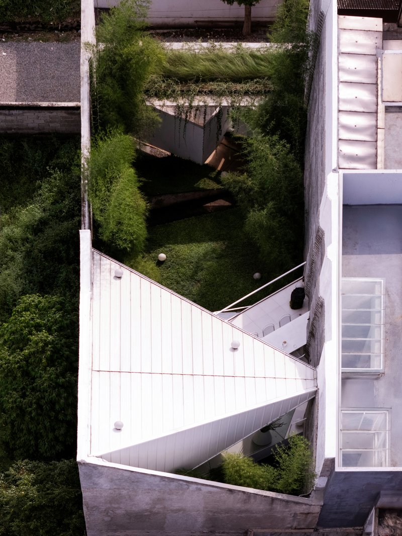 Folded Rooms Garden / RAD+ar (Research Artistic Design + architecture) - Exterior Photography