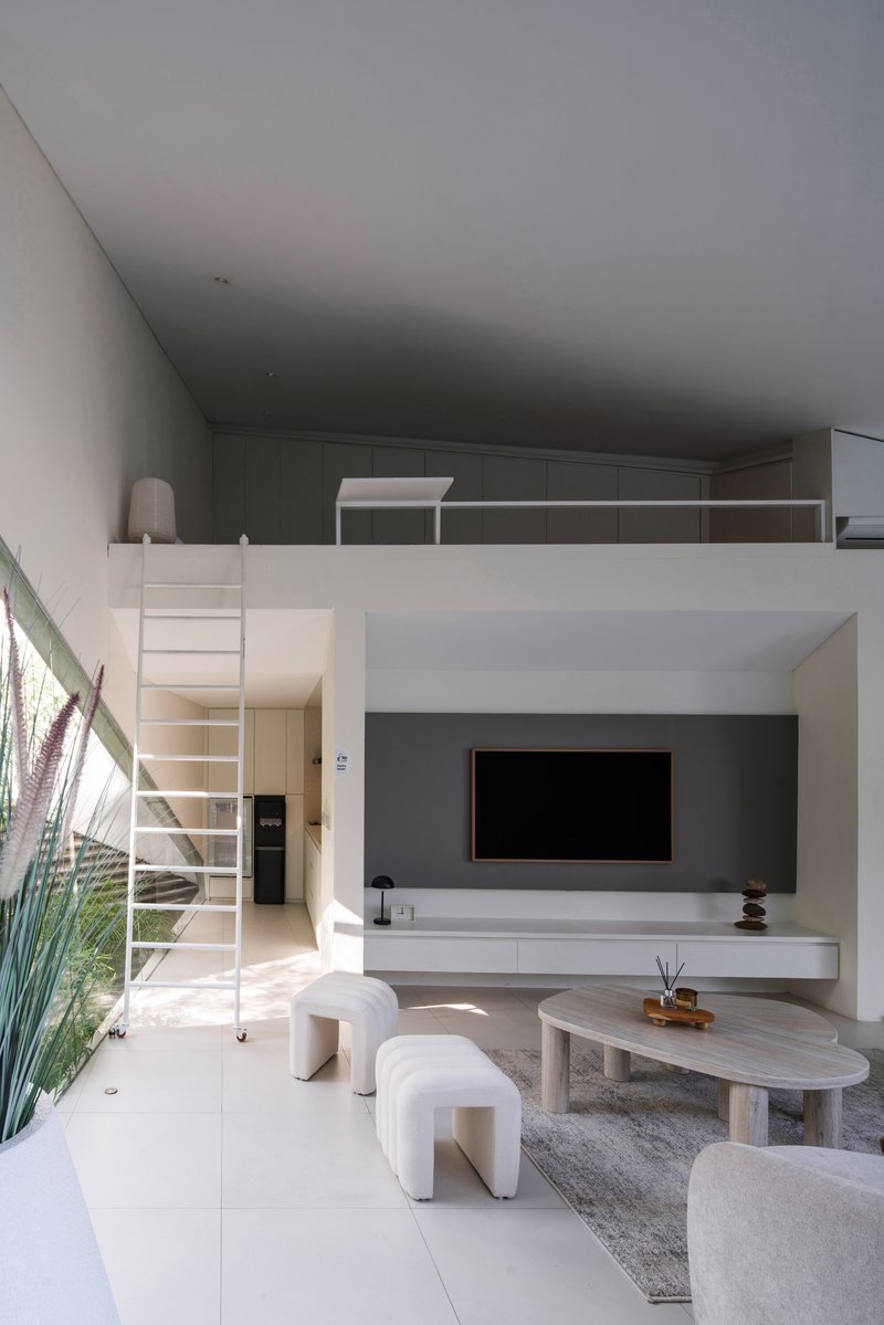 Folded Rooms Garden / RAD+ar (Research Artistic Design + architecture) - Interior Photography, Lighting, Sofa, Chair