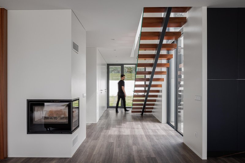 Casa dos Sobreiros II / Urbanpolis – Construções e Empreendimentos, Lda - Fotografia de Interiores, Madeira, Escada