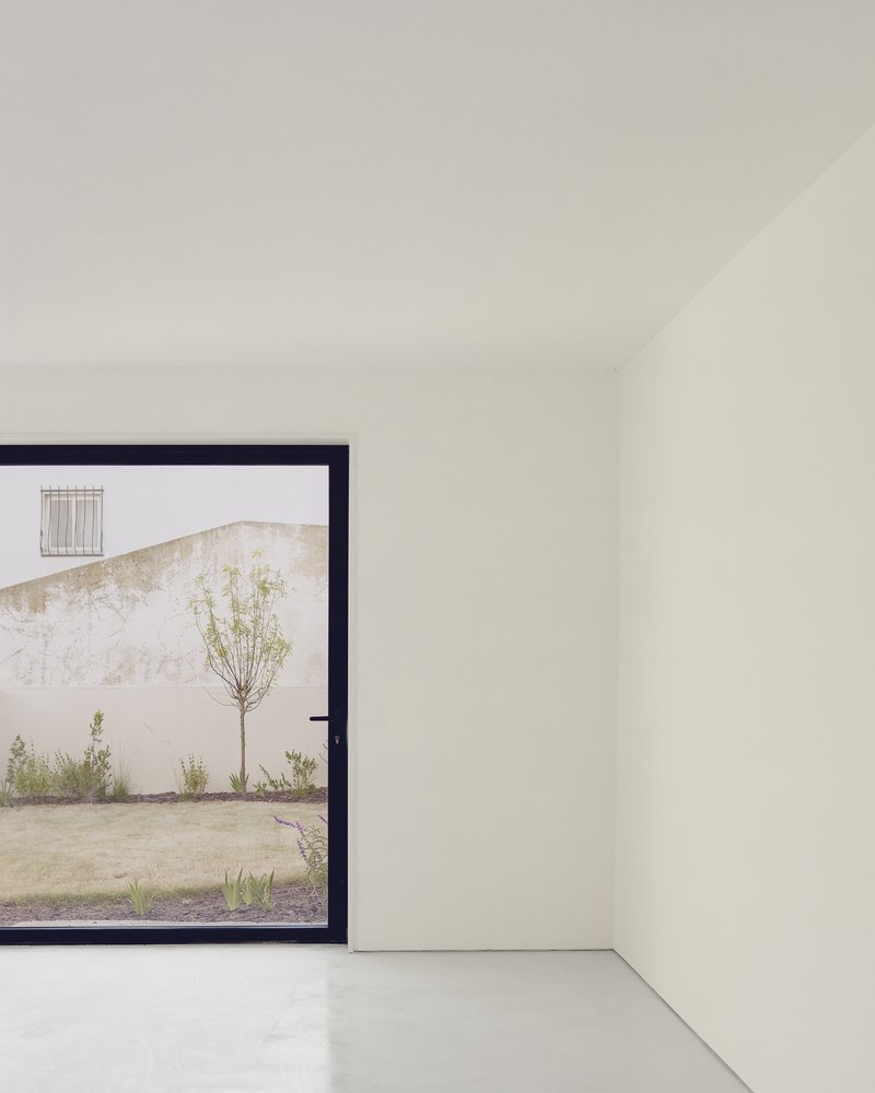 Edifício Residencial Parede Townhouses / extrastudio - Imagem 7 de 22