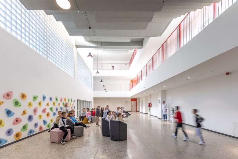 Escola Angela Merkel / Commonsense Studio - Fotografia de Interiores