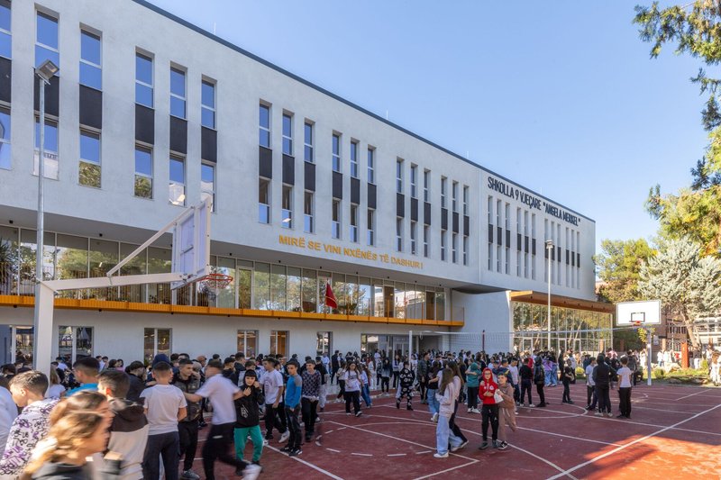 Escola Angela Merkel / Commonsense Studio - Fotografia de Exterior