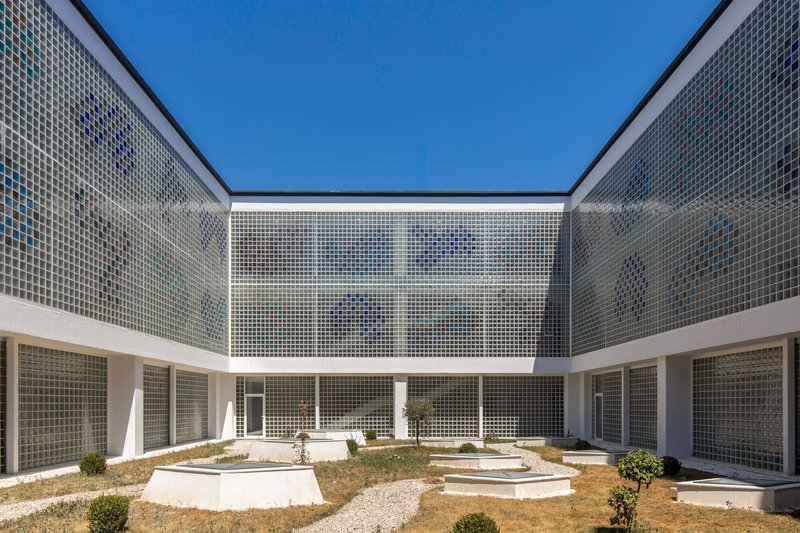 Escola Angela Merkel / Commonsense Studio - Imagem 7 de 37